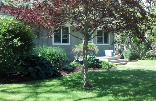 Douglas Cottage | Walk to Beach - Cozy Douglas Cottage - Close to Downtown Saugatuck