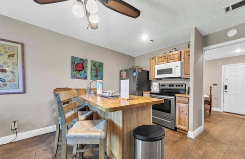 Seagrove Beach Condo | ⭐Walk to Beach-Pool-Hidden Beach Villas #122 - A Sunset Paradise⭐