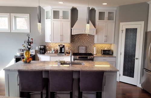 Wayzata House | Walk to Downtown Wayzata for Coffee, Shopping and Great Night Life!