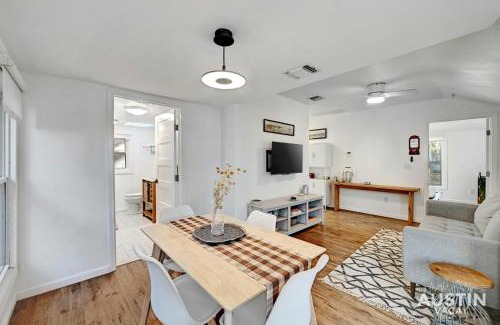 Holly House | Walk to E. Austin Hotspots 2BR 1BA w Parking Dog-Friendly By Austin Vacay