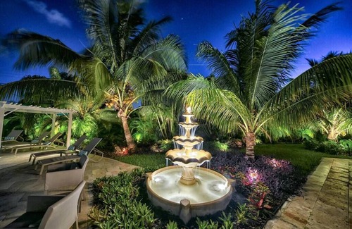Wilton Manors Apartment | Walk to GAY Wilton Drive, Pool, Queen Bed, Kitchen, Living Room, Patio, WiFi, #3