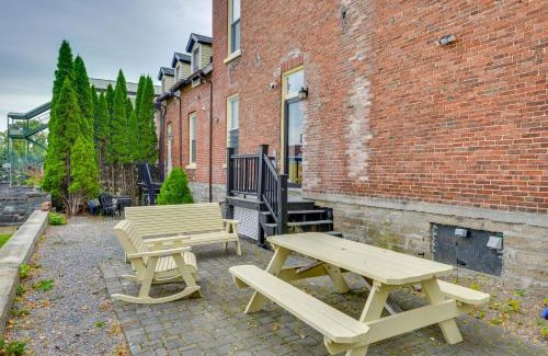 Sackets Harbor Apartment | Walk to Lake and Dining Inviting Sackets Harbor Apt