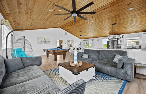 Bethany Beach House | WALK TO OCEAN/BEACH -5 BR BEACH RETREAT IN SOUTH BETHANY- 35205 Hassell Ave