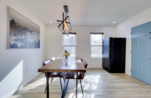 South Providence Apartment | Walk to Roger Williams Park: Apt in Providence!