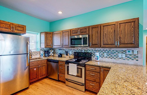 Sand Point Condo | Walk to Sandfest , Shared Pool, Board Walk to Beach, Gulf Views