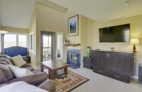 Granby Apartment | Walk to Ski Lifts Mtn-View Granby Retreat!