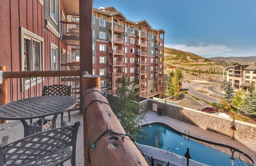 Gorgosa Condo | Walk to Ski. Westgate Canyons Condo. Pool/Hot tub.