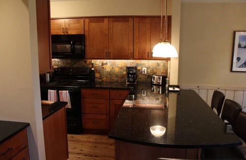 Windham House | Walk to slopes at Windham! Great ski home for families. Golf, bike, & hike too.