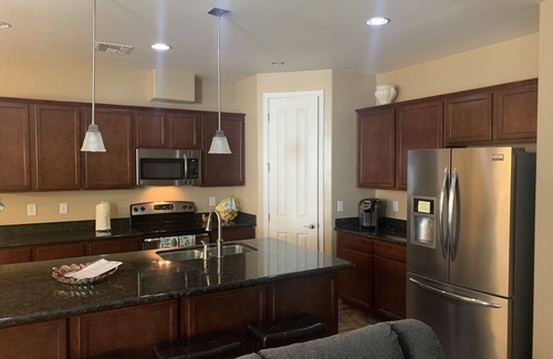 Rovey Farm Estates House | Walk to Super Bowl 2023 @ State Farm Stadium, Westgate and more