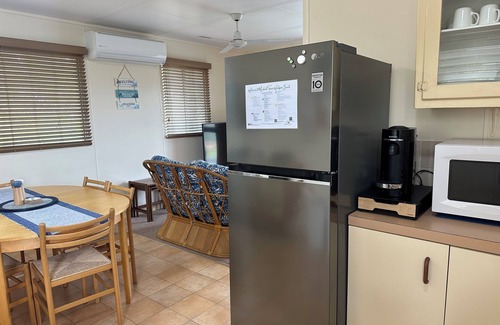 Woodgate House | Walk to the beach-3BR House-Aircon-Pool table-WiFi-Pet friendly-EV Charger