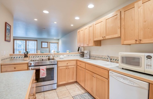 Shorepine Village House | Walk to the Beach from this Family Friendly Home, with a Private Yard and Deck