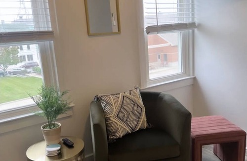 Sandusky Apartment | Walk to the Jet Express!
