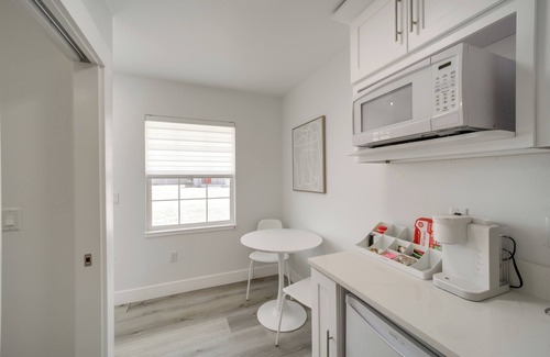 Soap Lake Apartment | Walk to Water: Soap Lake Studio w/Patio!