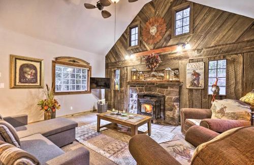 Mount Hood Village House | Walk to Zigzag River The Sundance Cottage