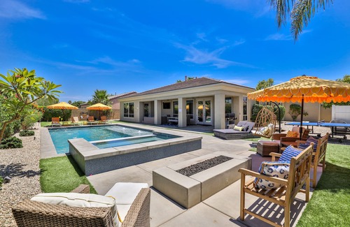 Rancho Santana House | Walk2Festivals~ XL Pool +spa+volleyball+putting green