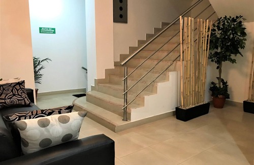 Cuenca Apartment | Walkable to Downtown, Stadium, Hosp St Ines - Queen Bed Ground Floor +Terrace 2F