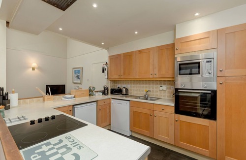 Slate Islands Cottage | Walled Garden Mews 6 - a mews cottage that sleeps 6 guests in 2 bedrooms