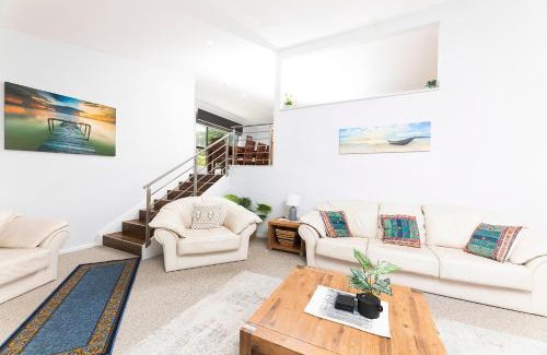 Green Point House | Wallis Lake Retreat-Between the ocean and the lake