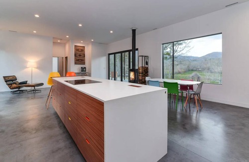 Asheville House | Wander Asheville Meadows