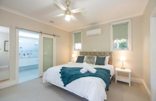 Echuca House | Wandew - Echuca Holiday Homes