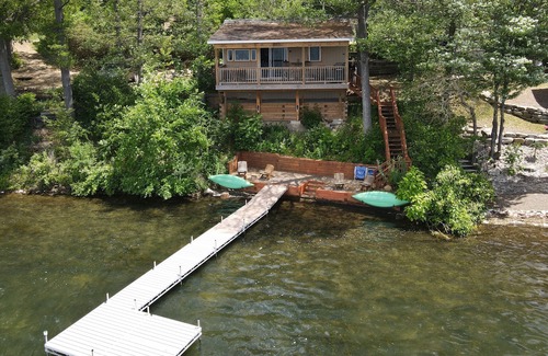 Dundee Cottage | Waneta Lakeside Cottage
