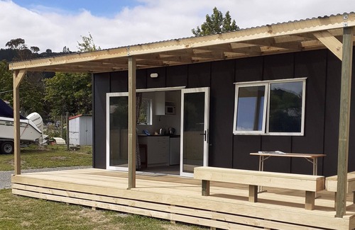Kourawhero Apartment | Warkworth, Tranquil rural setting