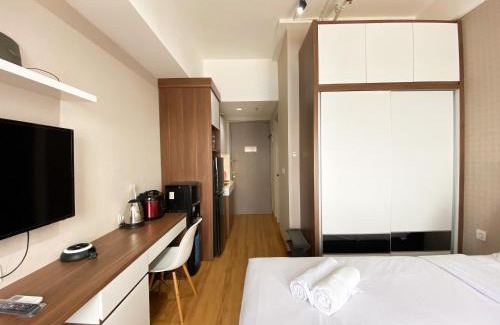 Cikarang Apartment | Warm and Cozy Studio at Vasanta Innopark Apartment By Travelio