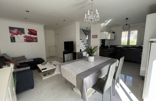 Cormeilles-en-Parisis House | Warm and comfortable house 30 min from Paris
