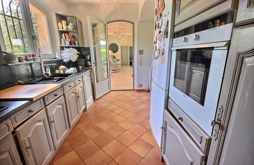 Mouans-Sartoux House | Warm summer Provencal villa, quiet, green, sunny, pisc/garden/jacu/petanque