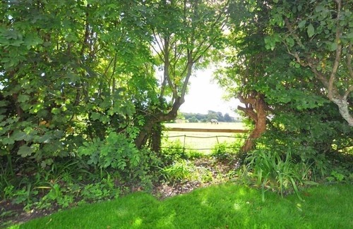 Warmwell Cottage | WARMWELL LODGE, pet friendly, with open fire in Warmwell