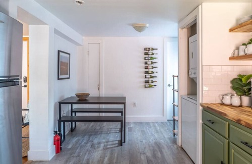 Hudson Apartment | Warren Street Middle of Town