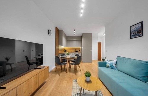 Praga Polnoc Apartment | Warsaw Jagiellońska Apartment - Parking, Balcony - by Rentujemy