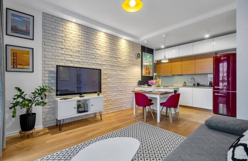 Powazki Apartment | Warsaw Wola - Parking & Balcony - by Rentujemy