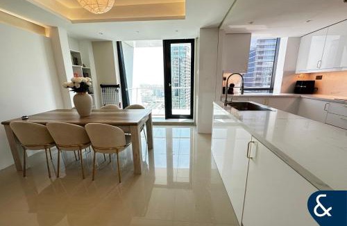 Madinat Zayed Apartment | WASEEM PALACe