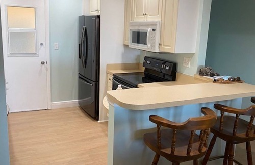 Caloosahatchee Condo | Water Gulf Bay View Condo, pool, fishing +