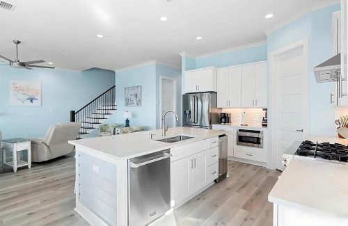 Gulf Shores House | Water Oaks Lagoon House - Newly Built! Lagoon Front Paradise, Private Dock