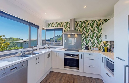Nelson House | Water Views - Lovingly renovated with all the modern home comfort & convenience