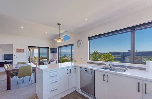 Nelson House | Water Views - Lovingly renovated with all the modern home comfort & convenience