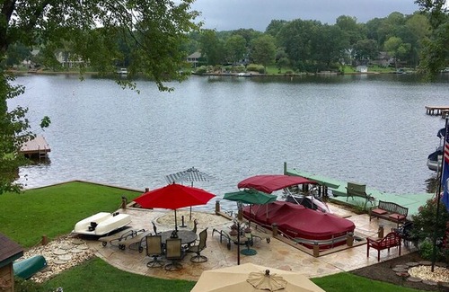 Locust Grove House | Water, Water, Everywhere!! Waterfront home at Lake of the Woods, VA