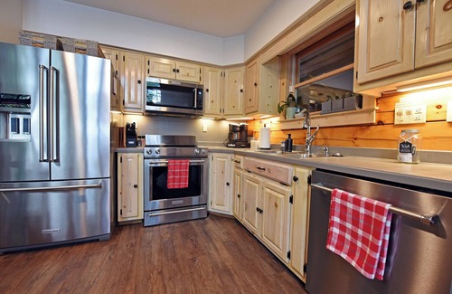 Blairsville Cabin | Water Yr-Around, Cabin on Lake Nottely