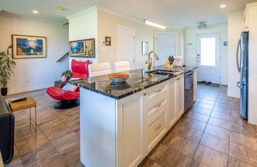 Ste Anne de Beaupre House | Waterfront view - Phenicia House