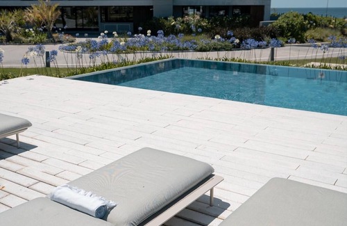 Guazuvira Nuevo Apartment | Waterfront apartment, full amenities and 24 hours security.