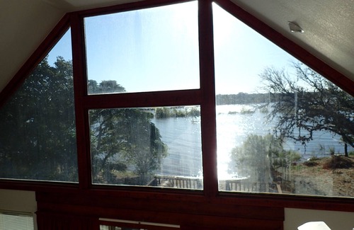 Buchanan Dam House | Waterfront Cabin on Lake Buchanan