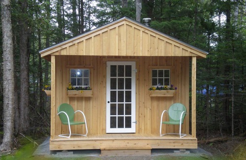 Eddington Cabin | Waterfront cabin with gorgeous bluff views
