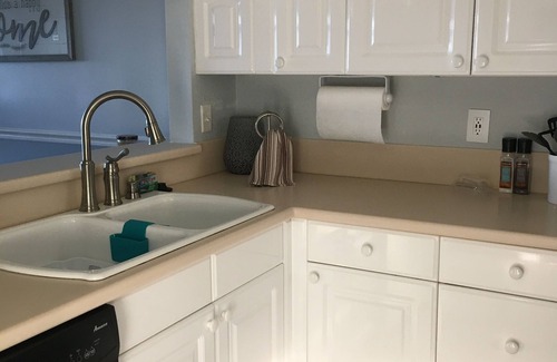 Titusville Condo | Waterfront condo, seasonal, corporate, monthly rental. View rocket launches!