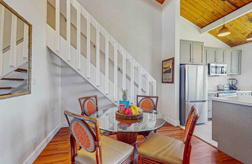 Princeville Condo | Waterfront condo with pool & hot tub, loft & lanai with ocean views