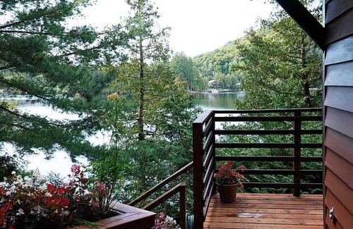 Val-des-Monts Cottage | Waterfront Cottage 40min from Ottawa
