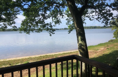 Davis Wharf Cottage | Waterfront cottage on Occohannock Creek w/beautiful Chesapeake Bay sunset views