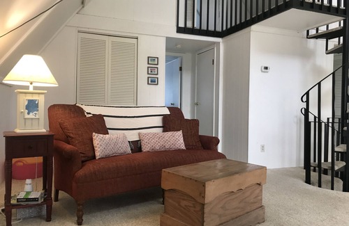 Rochester House | Waterfront Cottage on Lake Manitou - Sleeps 10