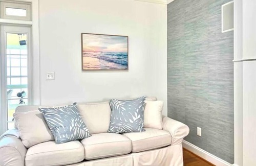 Mount Holly Villa | Waterfront+Dock+Beach+Kayak+Paddleboards+Arcade Console Table+Fire pit